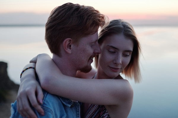 11 Signs He Wants a Relationship With You